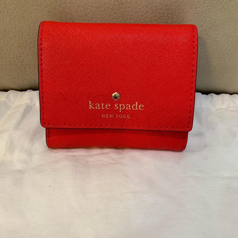 Kate Spade Saffiano Snap Wallet